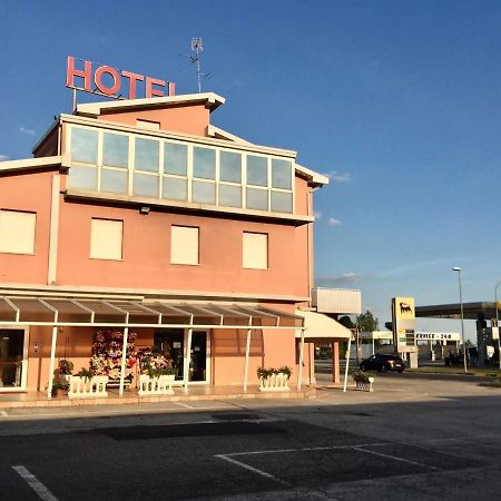 Hotel Trieste San Giorgio di Nogaro Exterior photo